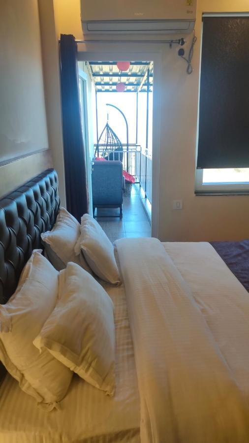 Icebergs Mussoorie - A Boutique Stay And 24 Hrs Roof Top Cafe 외부 사진